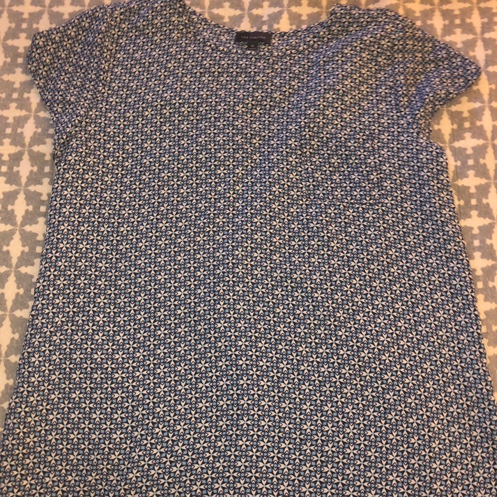 Limited short sleeved blouse